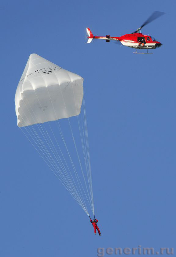 Испытание парашюта Да Винчи 2008 года